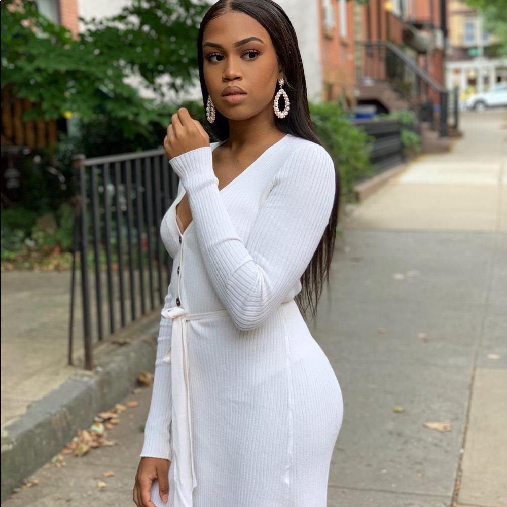 Cream/white sweater dress